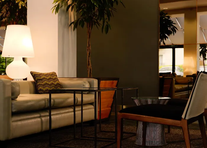 Herbert Park And Park Otel